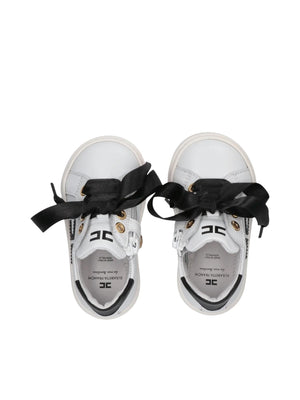 Sneakers bambina in pelle bianca con fiocchi e dettagli neri