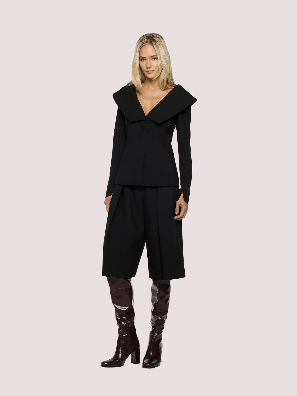 Giacca dal taglio aderente in golden crepe con collo oversize A25CPGI00901 /V0003 SIMONA CORSELLINI 