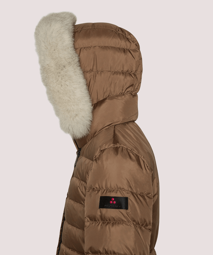 Piumino con cappuccio bordato di pelliccia PKK215301181967 /894 PEUTEREY 