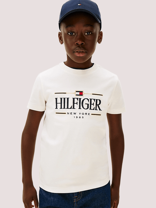 T-shirt con logo frontale Tommy Hilfiger KB0KB10360T /YBH TOMMY HILFIGER 
