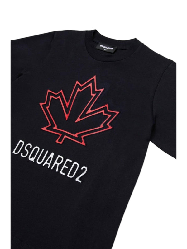 T-shirt bambino nera con foglia dacero rossa