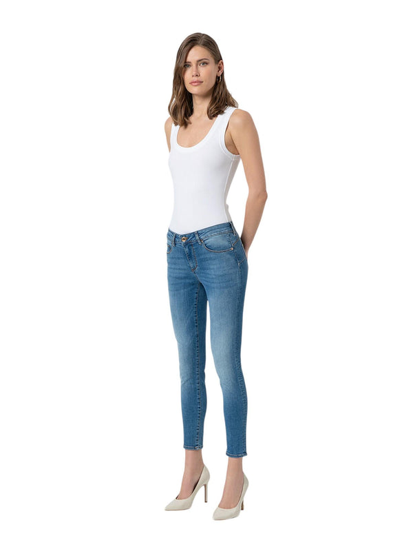 Jeans skinny donna in denim chiaro elasticizzato