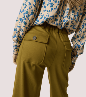 Pantaloni cropped stretch con tasche 521SD25034 /S2502 ALESSIA SANTI 