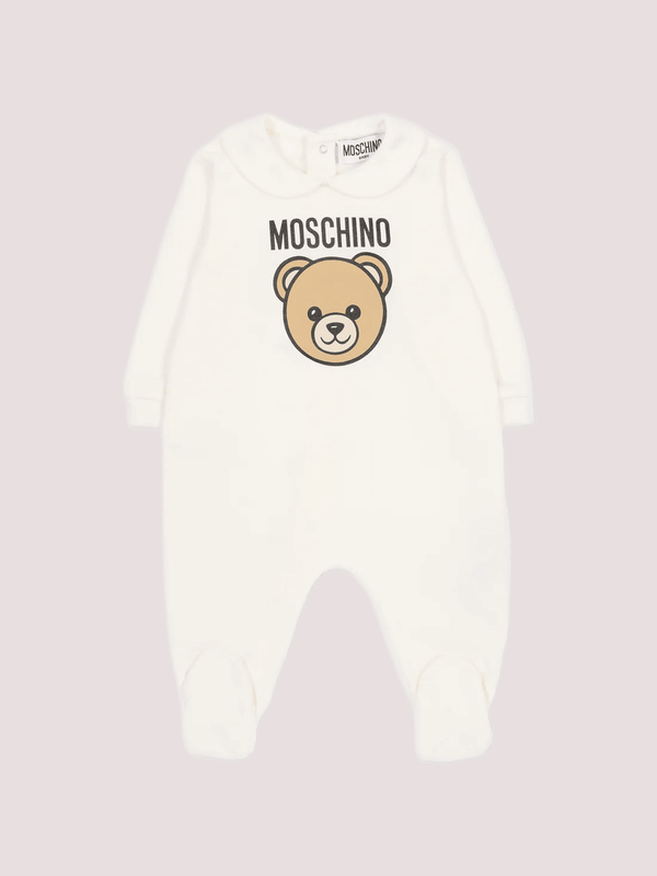 Set regalo composto di  tutina , cappello e bavaglino MUY097 LCA19 /10063 MOSCHINO 