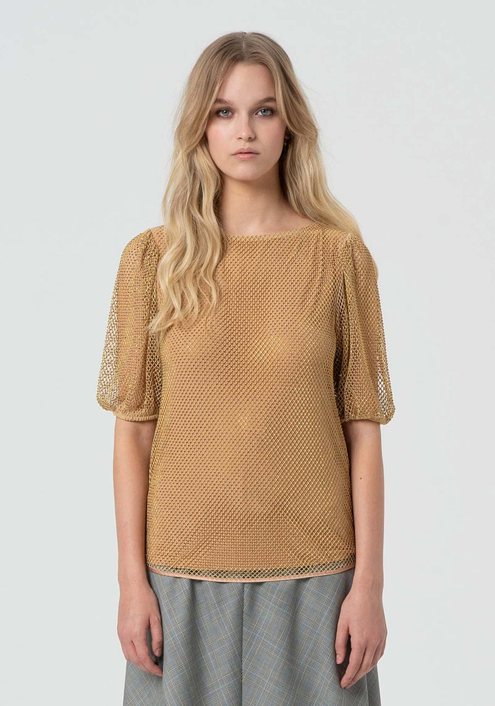 Maglia oro in rete con maniche a palloncino